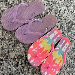 Girls size 1 flip flops